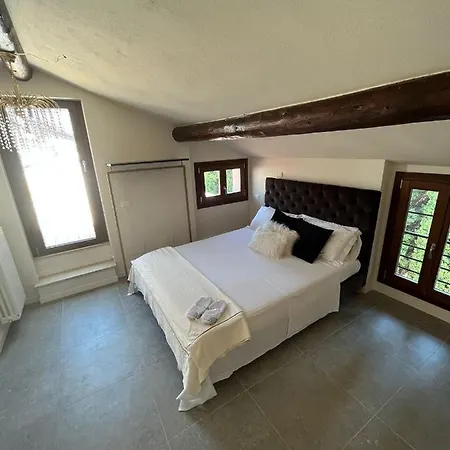 Affittacamere Prestige Via Antiche Mura 3*